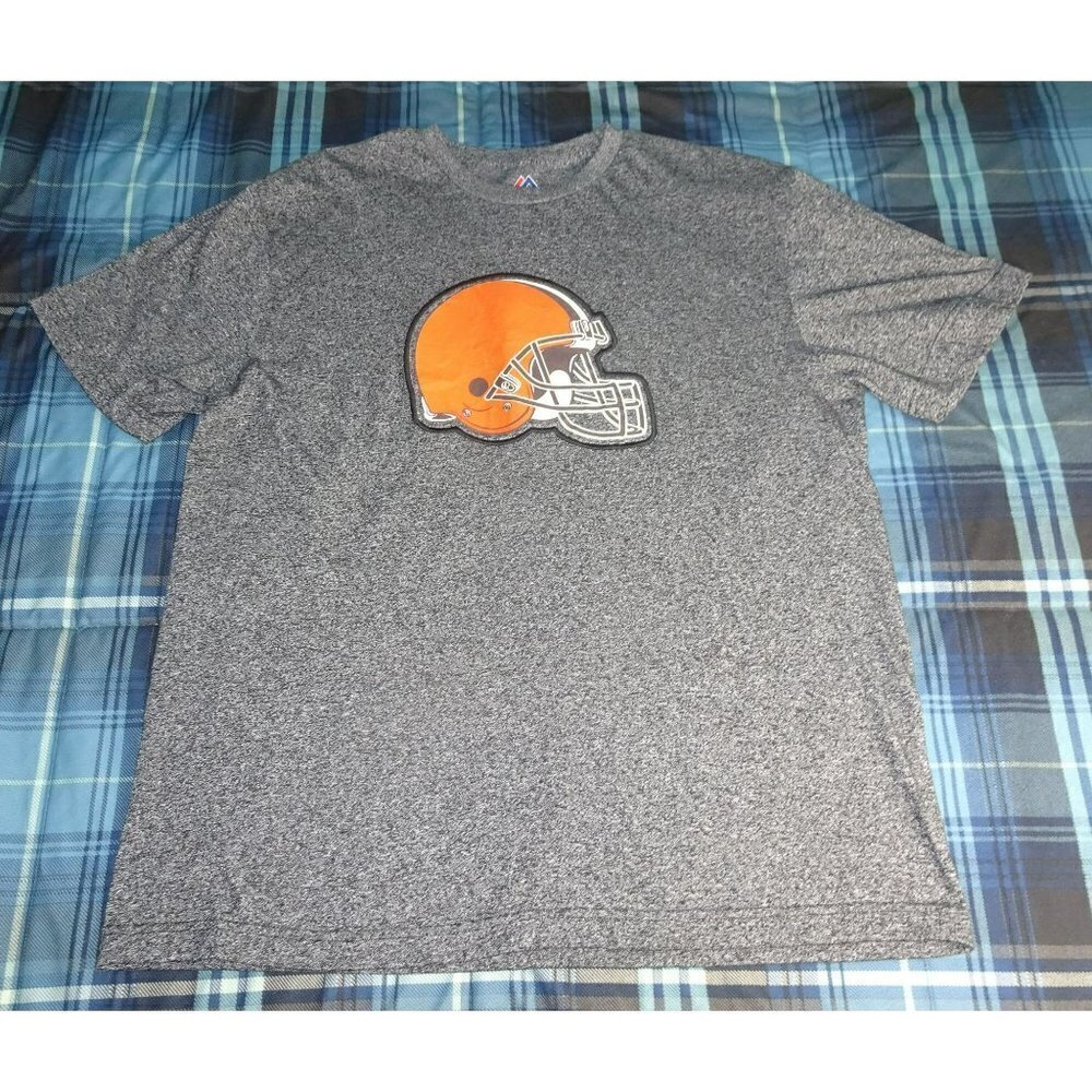 NFL Cleveland Browns Majestic Helmet T-Shirt Size X-Large
